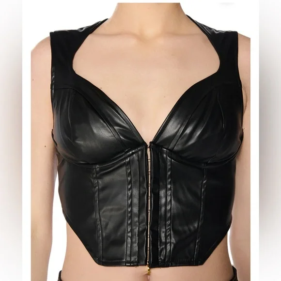 AKIRA Black AYLA Faux Leather Corset Crop Top size Medium moto biker-core goth - Picture 4 of 16